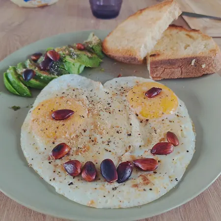 Maison Du Bonheur 3*