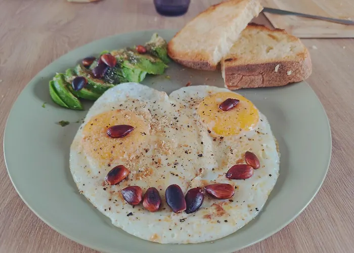 Maison Du Bonheur 3*